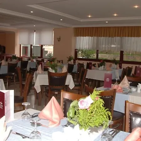 Hotel Hera 2*
